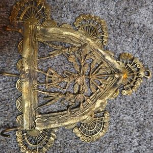 Brass decorative wall art with 3 hooks